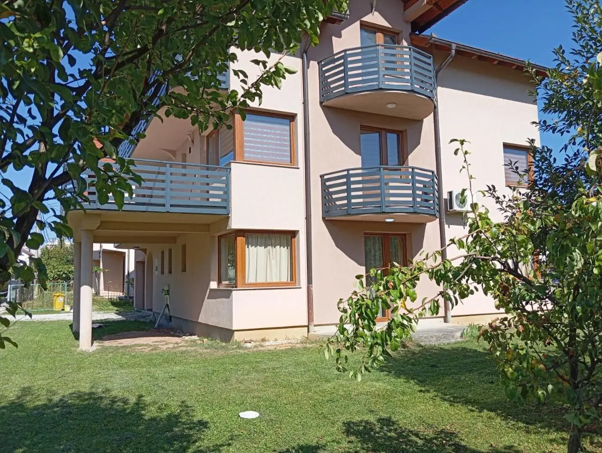 REAL apartment