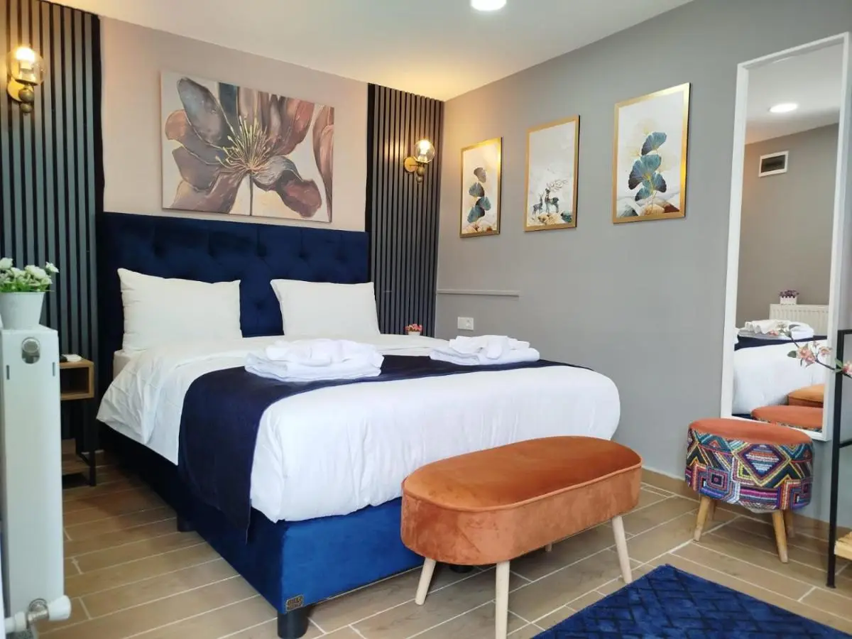 Emirhan Guesthouse & Suites