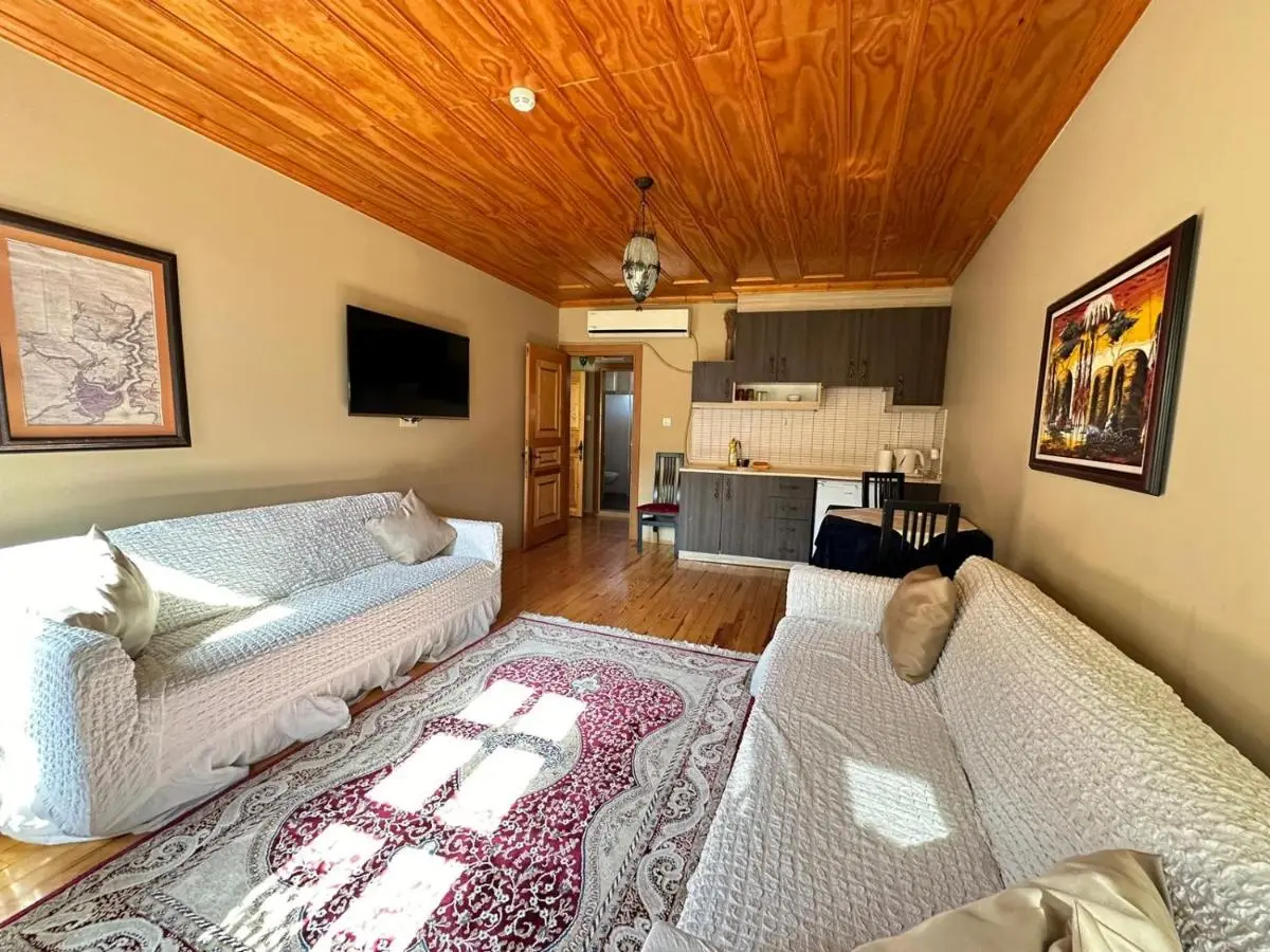 Hotel Buhara Family Inn