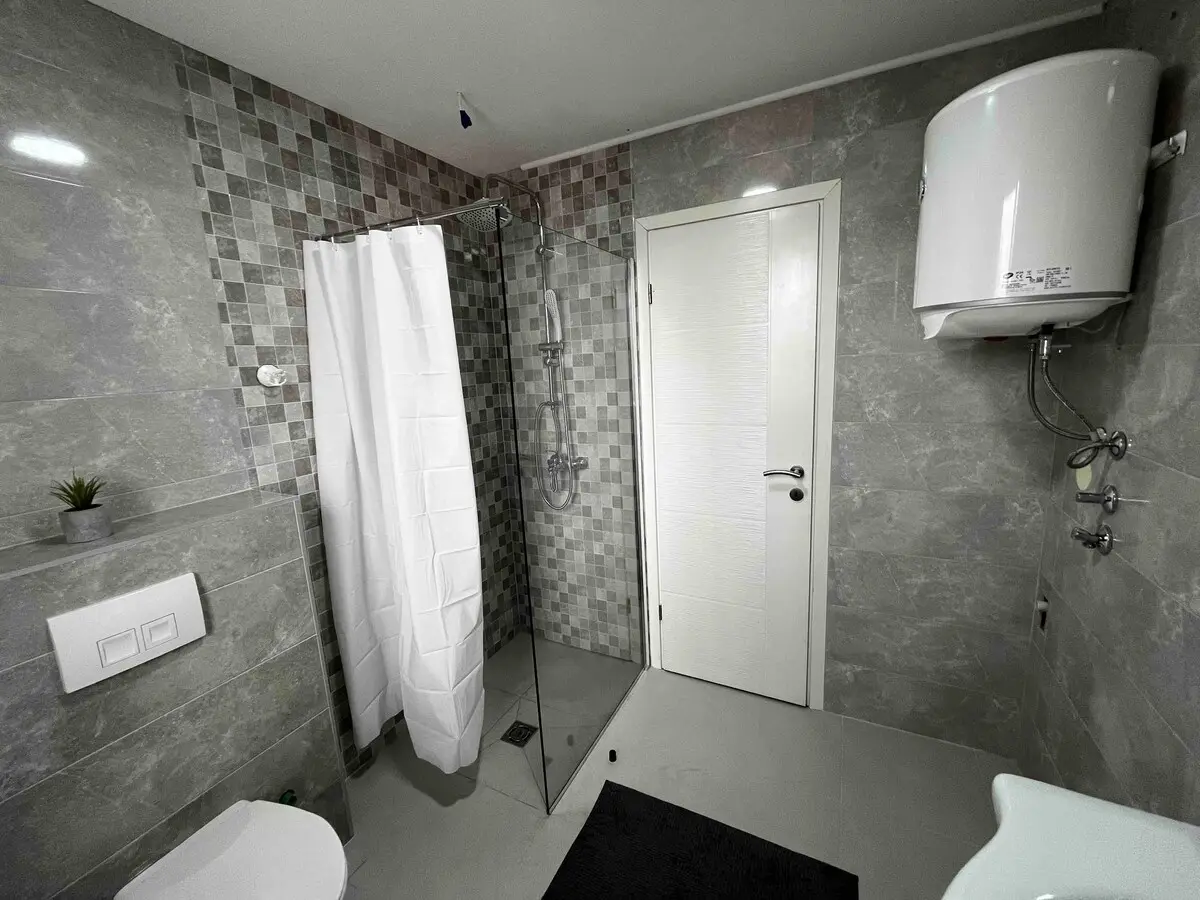 Big room(2beds), balcony,Wi-Fi & parking