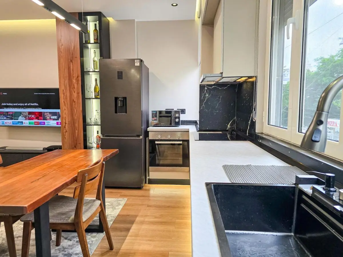 Urban21 Luxury 2 Bedroom Apartment
