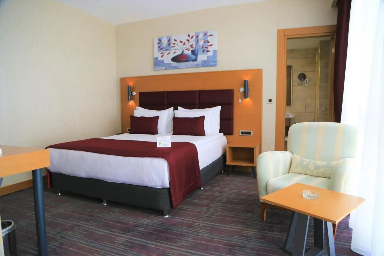 New Garden Hotel