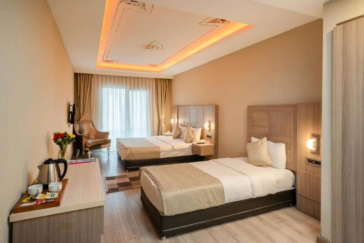 Orya Hotel