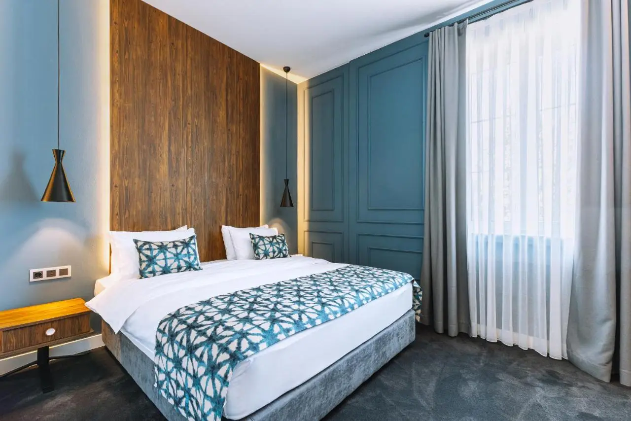 Hotel Twenties Tbilisi - Stay & Dine