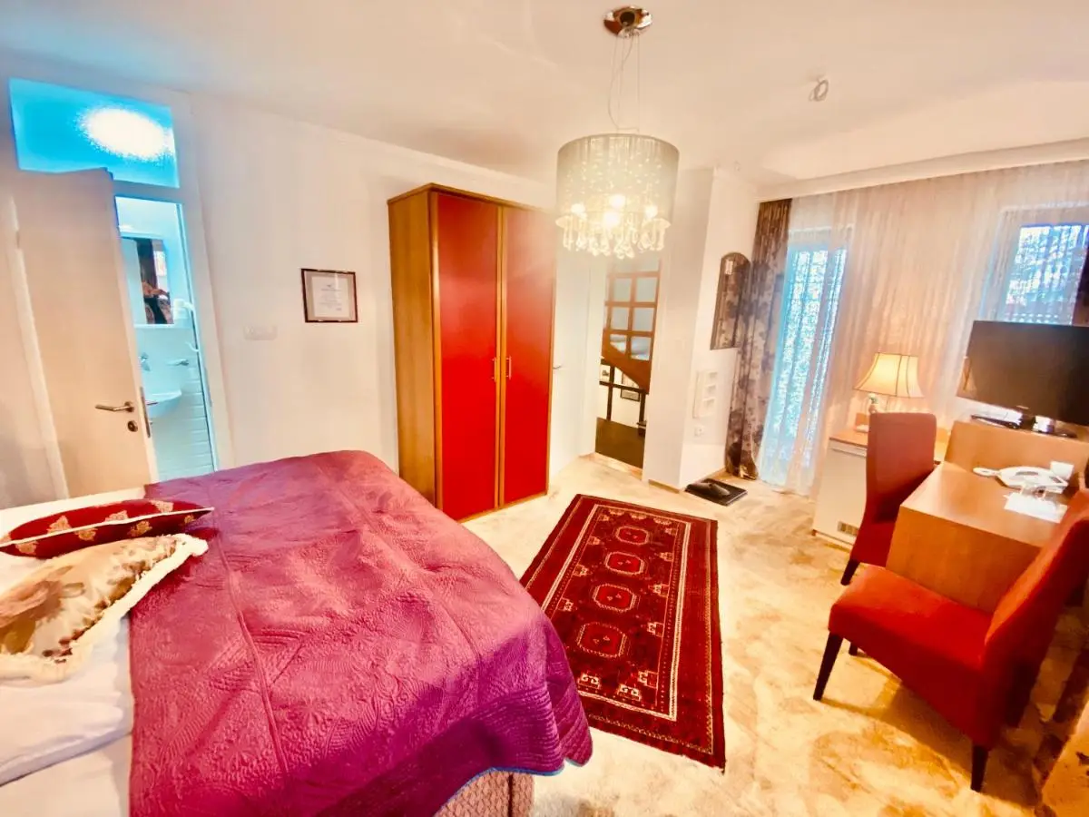 Halvat Guesthouse
