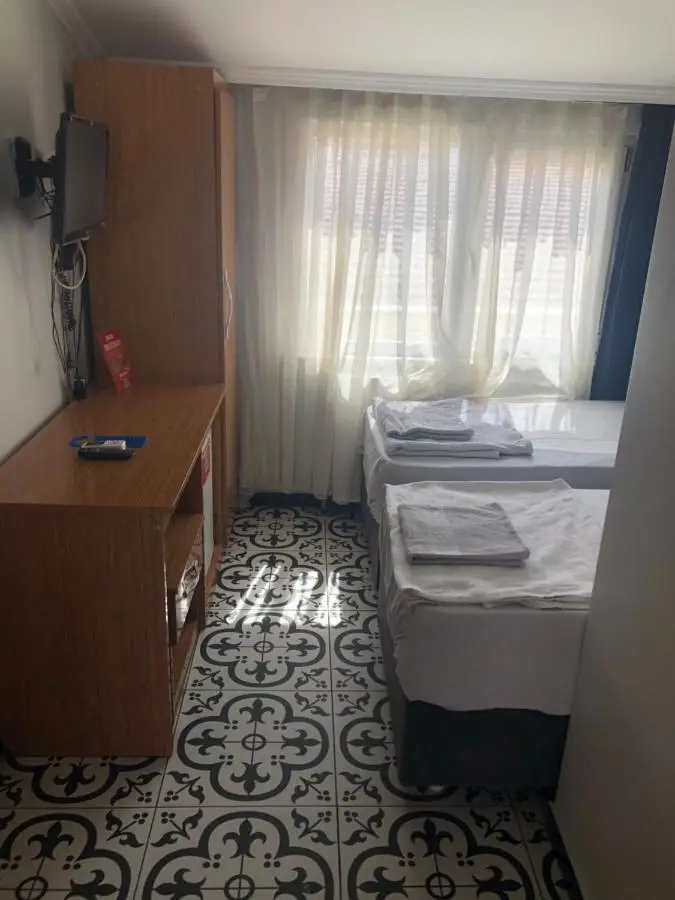 Reydel Hotel
