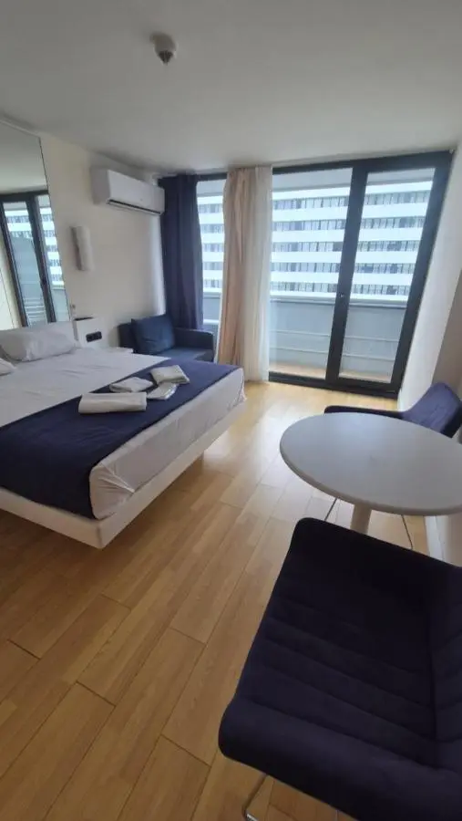 VIP HOTEL Sea view in batumi R