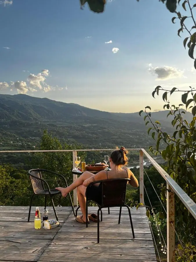 4 seasons. 4 სეზონი Glamping Georgia Racha