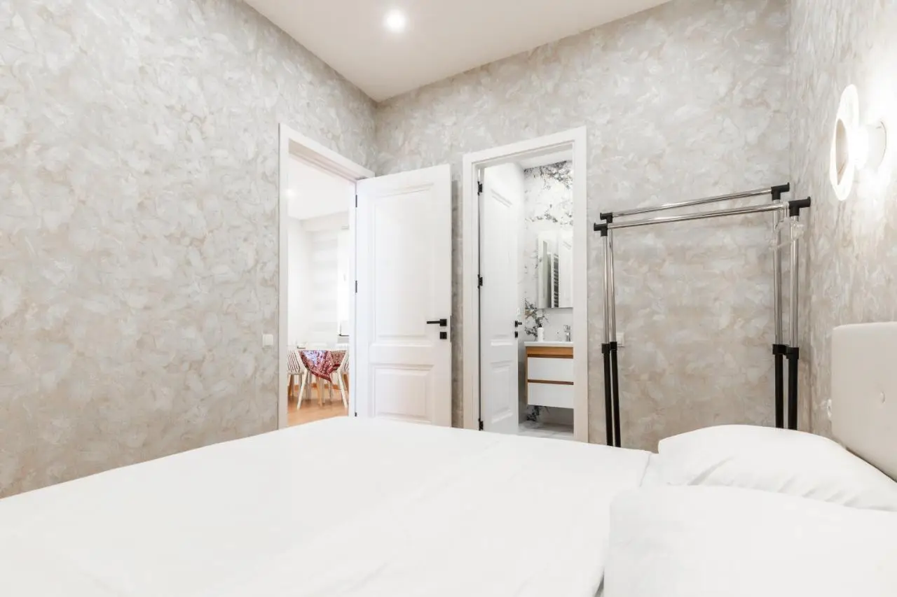 Luxury Sweet Home 4 at Freedom Square