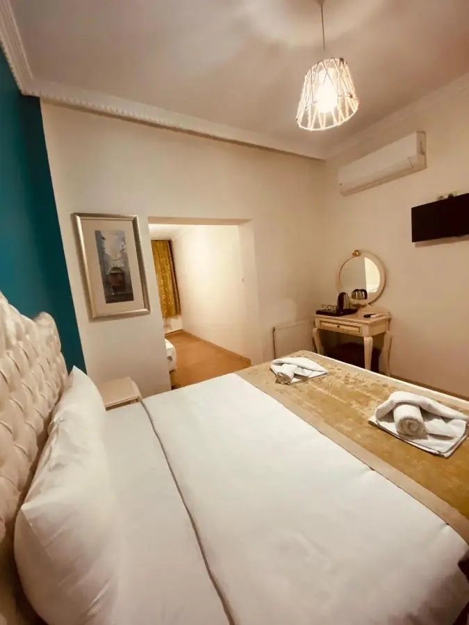 Adora Hotel