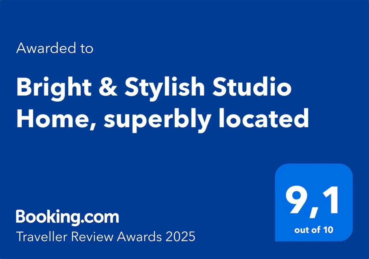 Sunny & Quiet Studio - Central Location