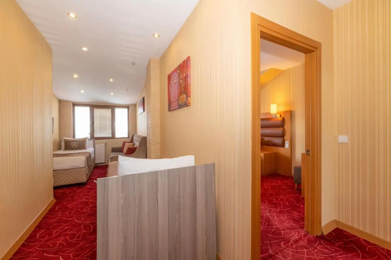 Regno Hotel