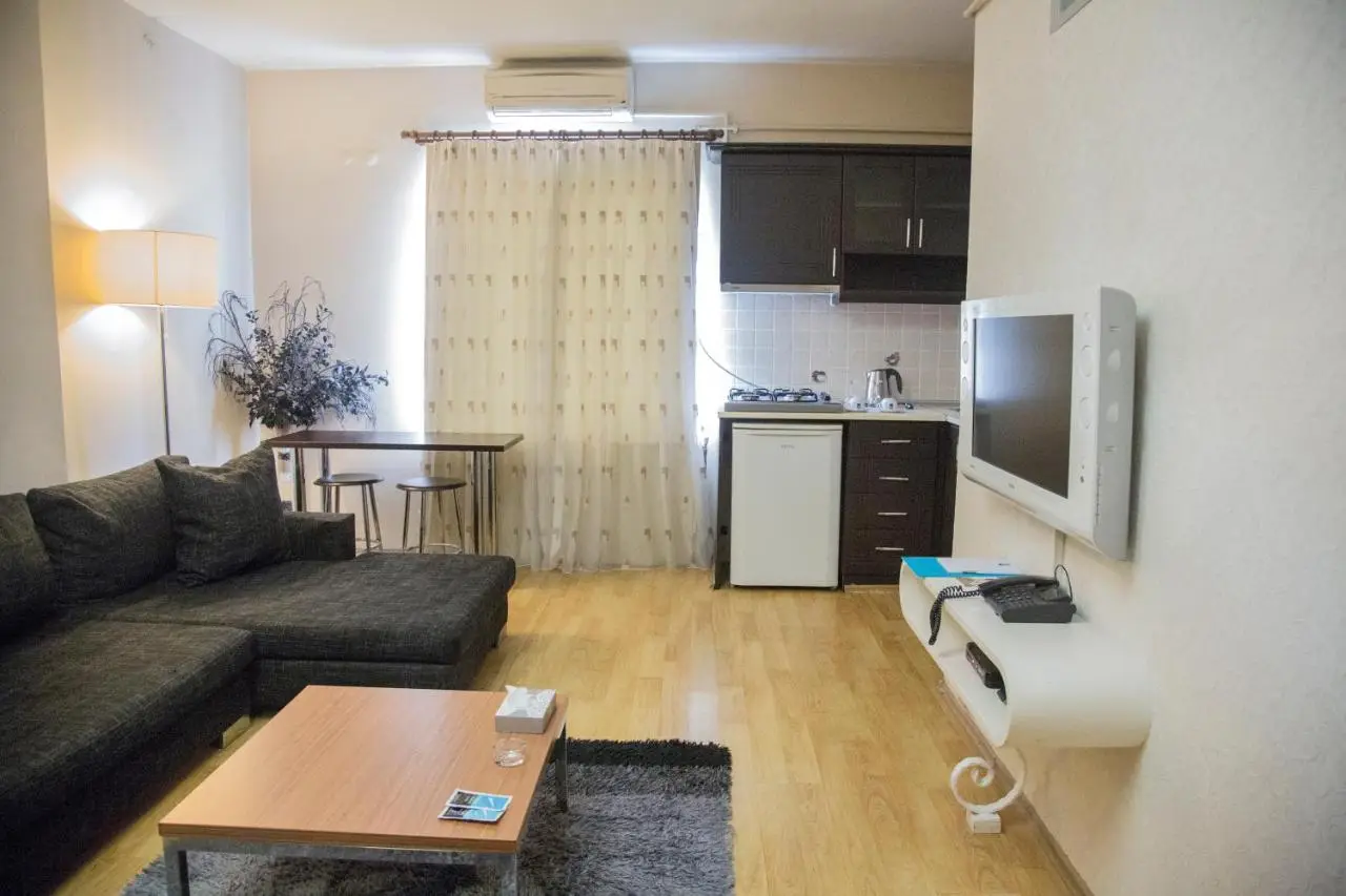 Airport Residence