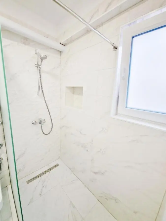 ARI Apartment Sarajevo- next to Sarajevo City Center Mall