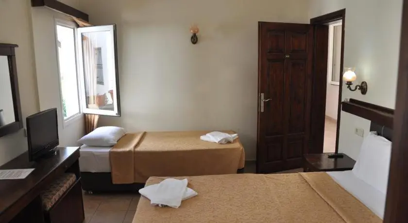 GTH GLORİA GÜMBET HOTEL