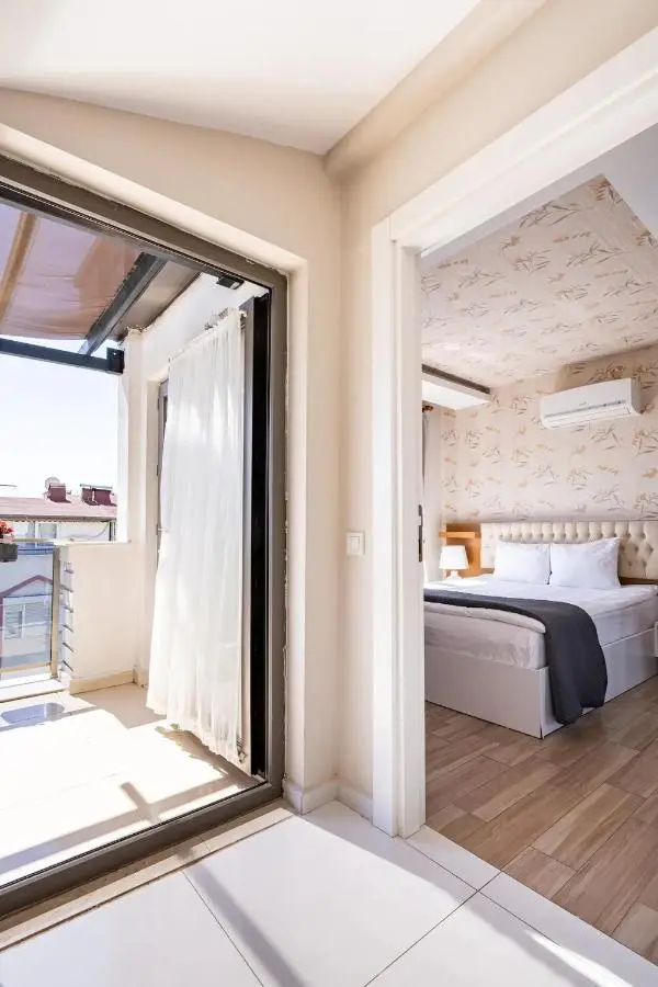 Loi Suite