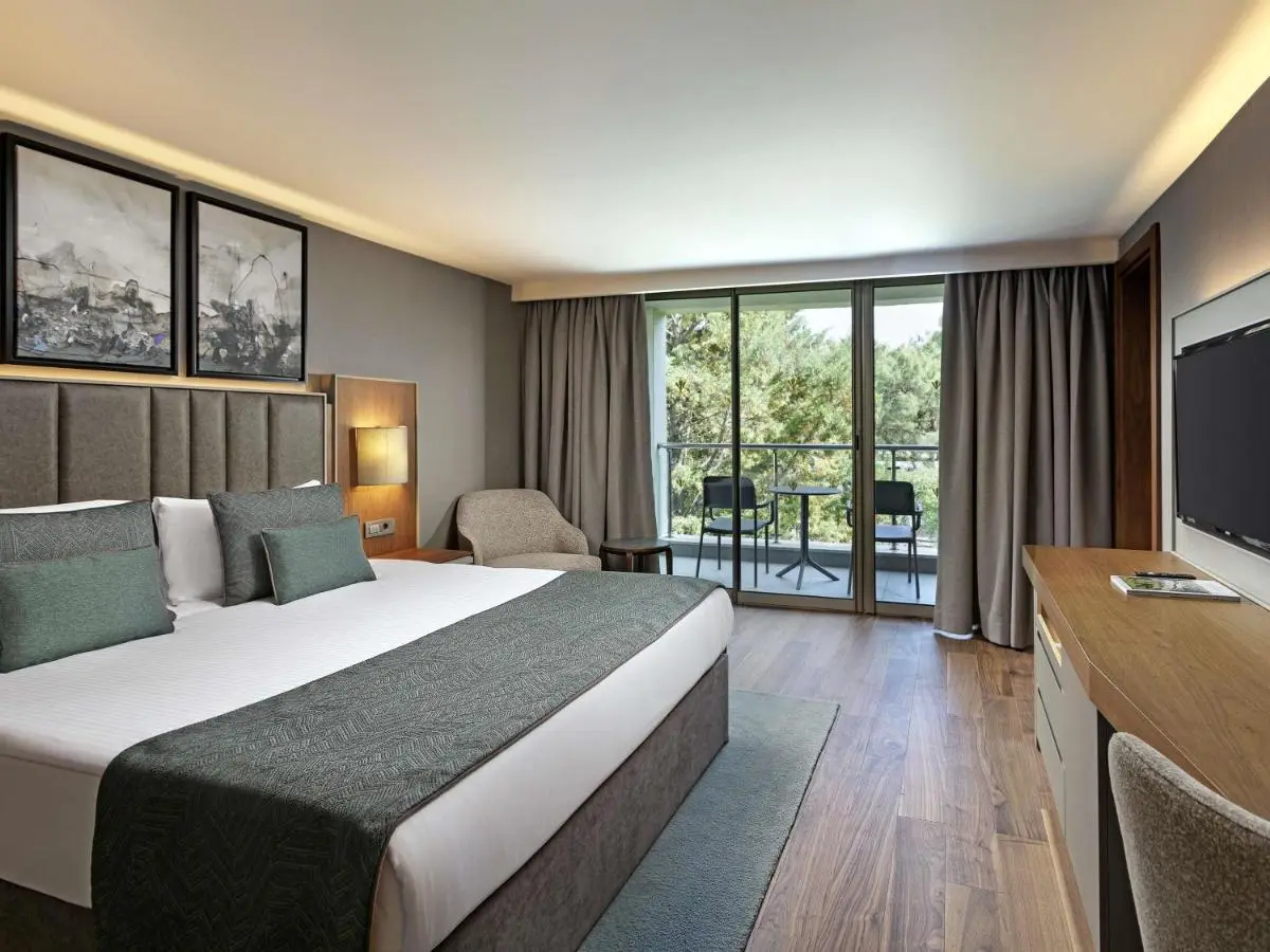 Rixos Sungate - The Land of Legends Access