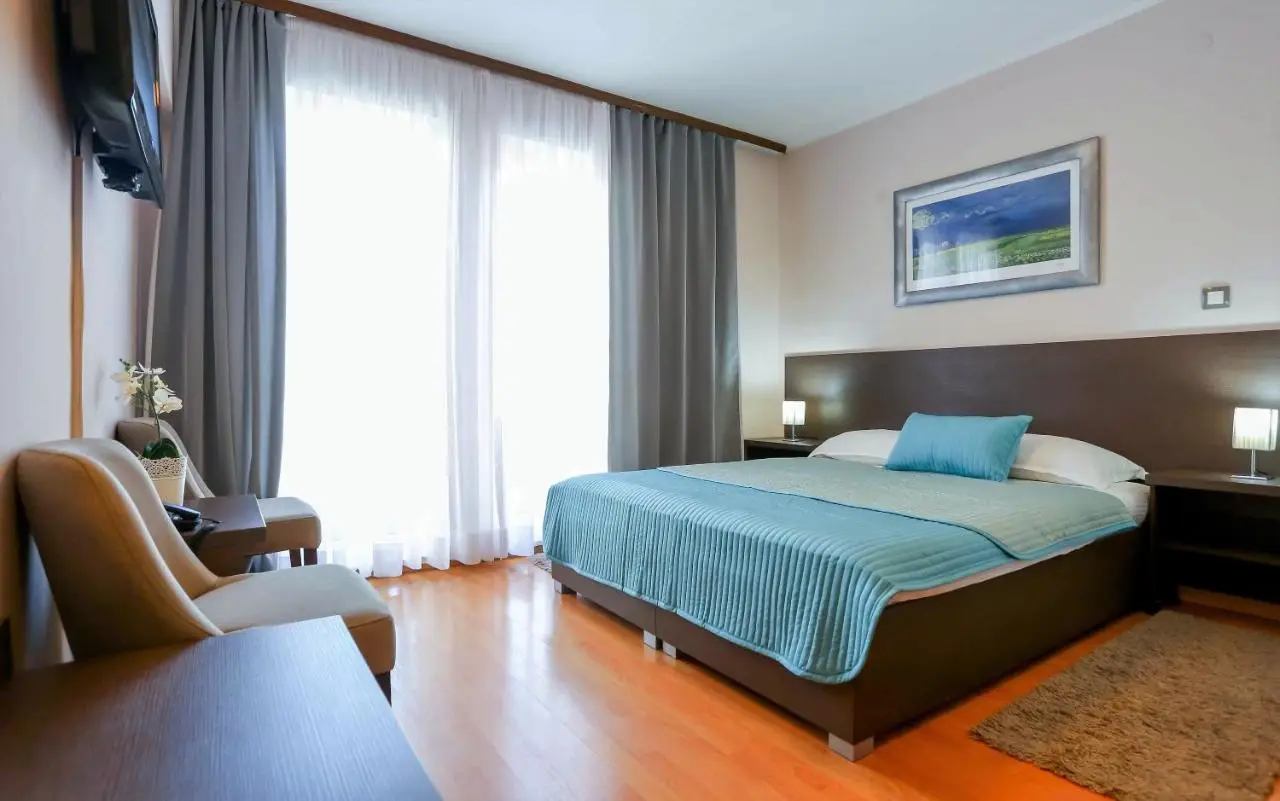 Hotel Divan