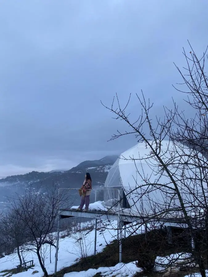 4 seasons. 4 სეზონი Glamping Georgia Racha