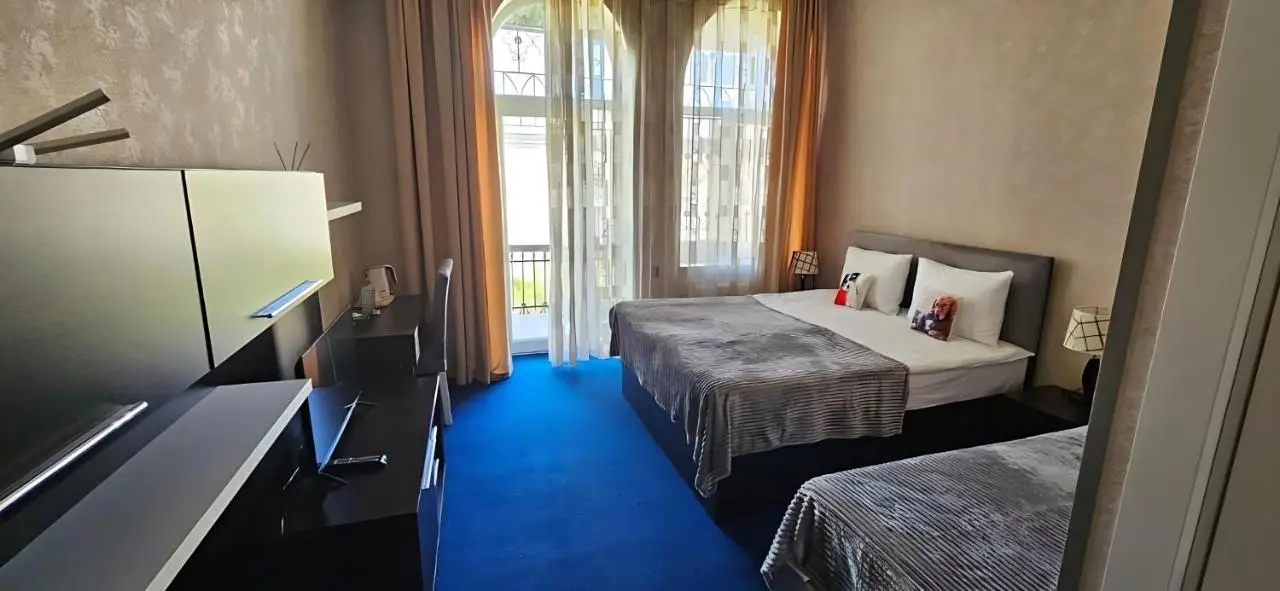 NH Nizami Hotel