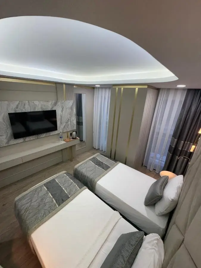 Elysia Plus Hotel