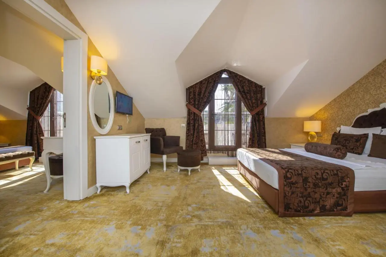 Han Deluxe Hotel