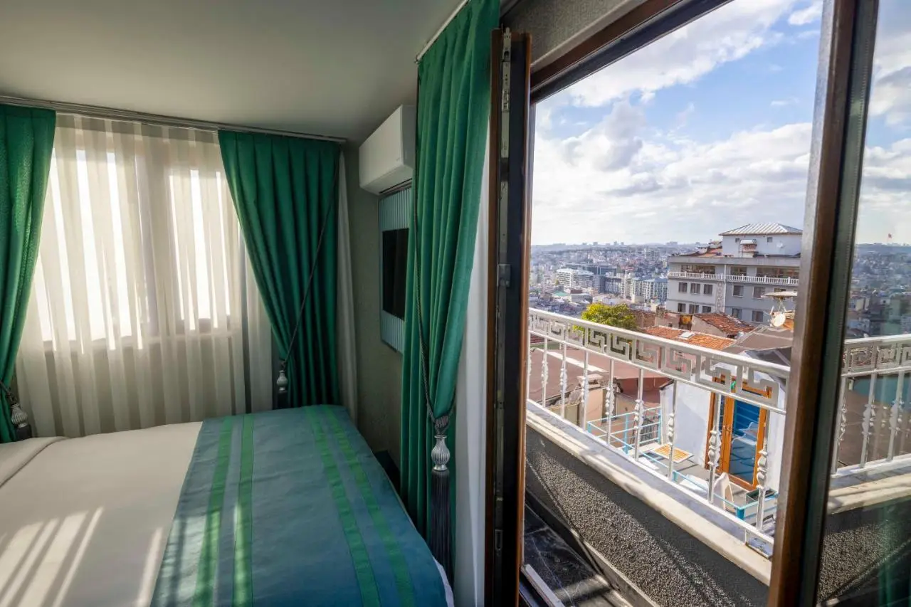 Santa Rio Gold Taxim Hotel