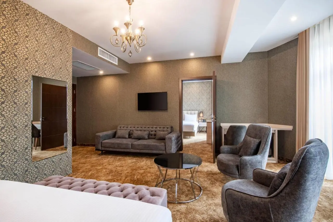 Highgarden Hotel