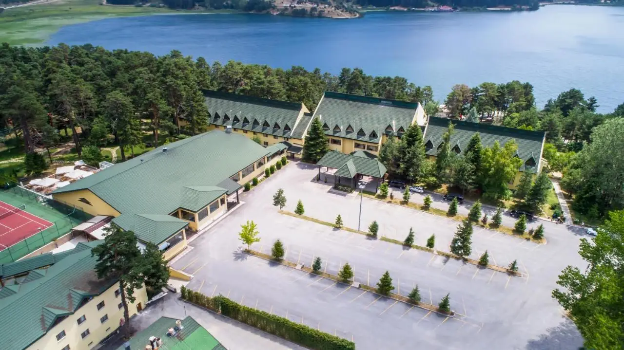 Buyuk Abant Hotel