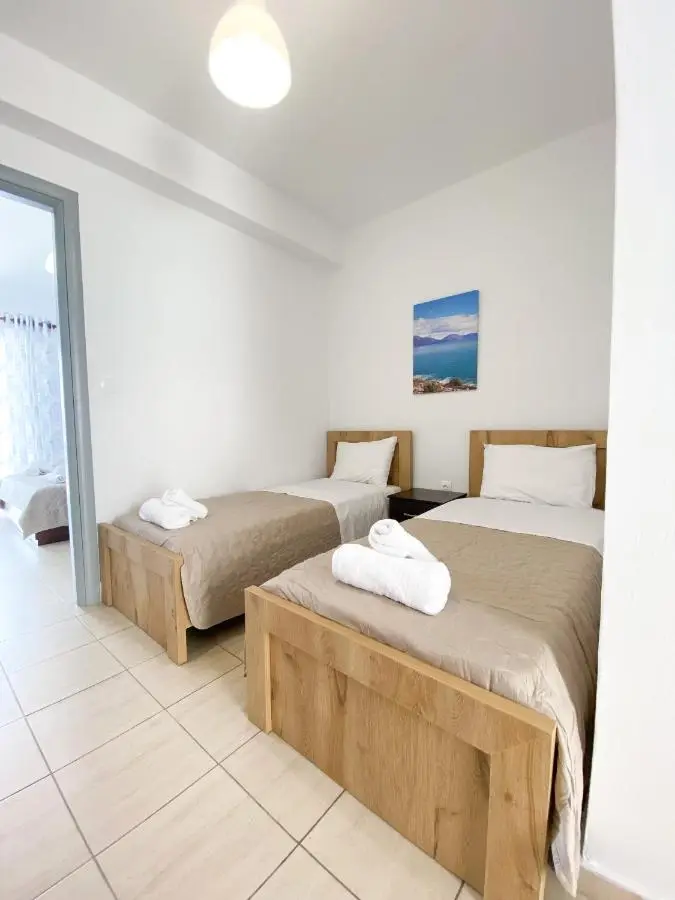 Acta's Rooms