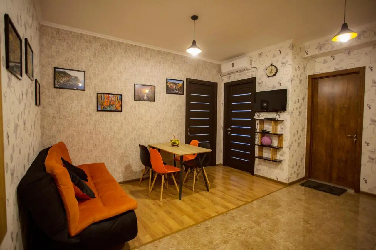 Apartment Art Django Old Avlabari