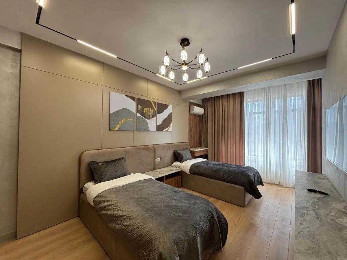 Zarastay Homes