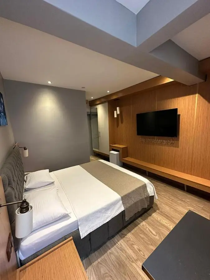 Ada Life Hotel