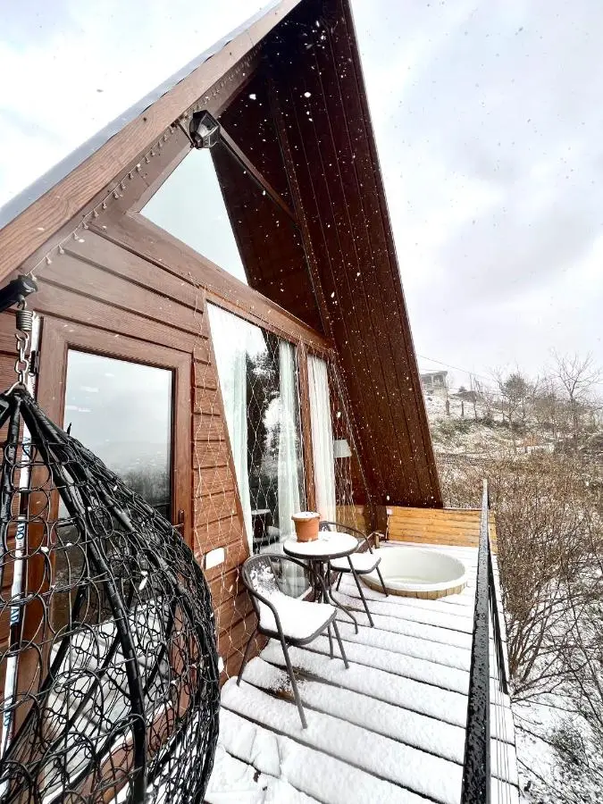Wayside Cottage Livia
