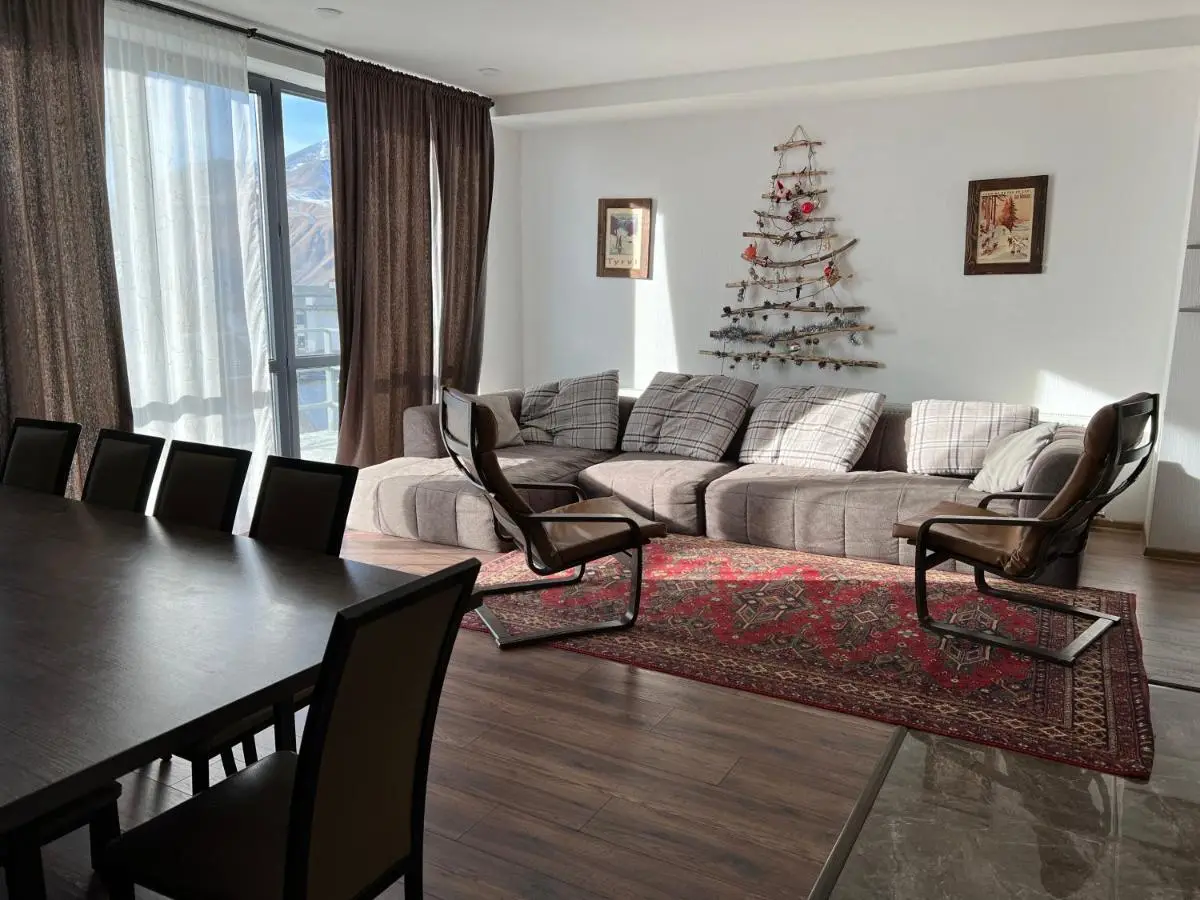 Mountain Cricket Chalets and Apartments Gudauri