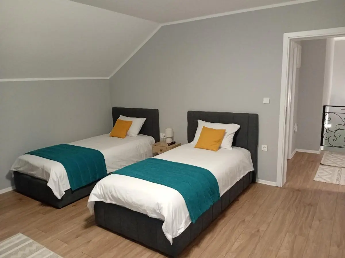 Villa 'Whispering Pines' Ilidža