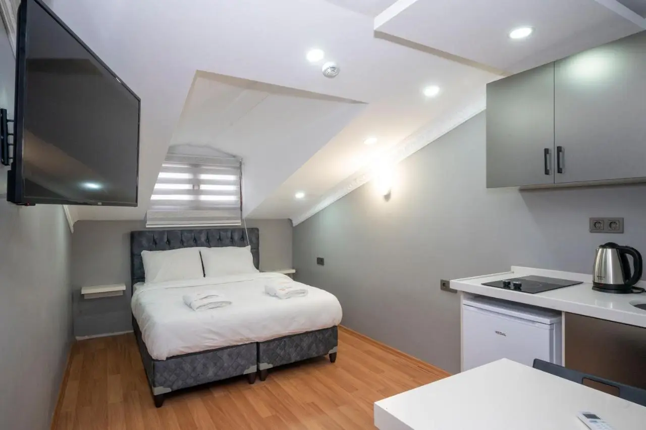 Taxim Sunpera Suites