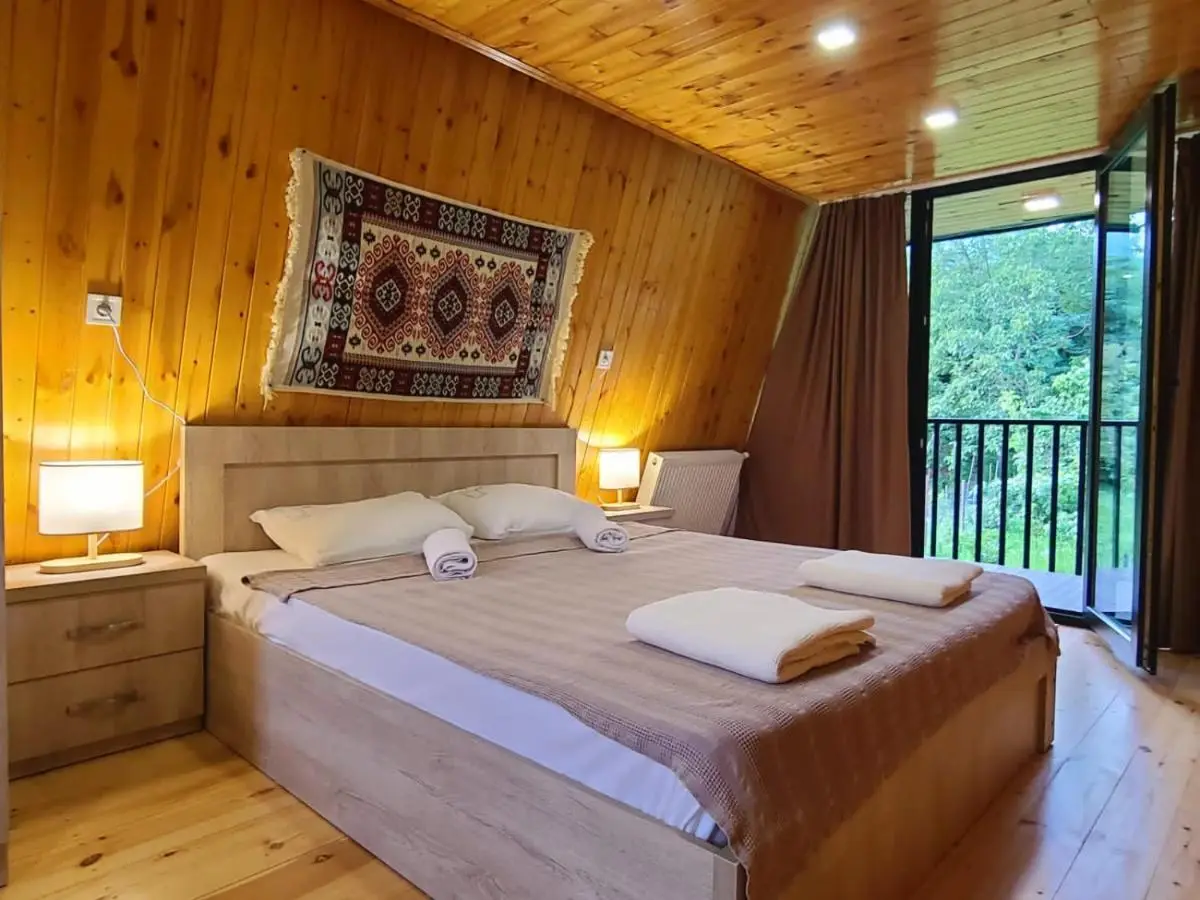 Diamond Cottages