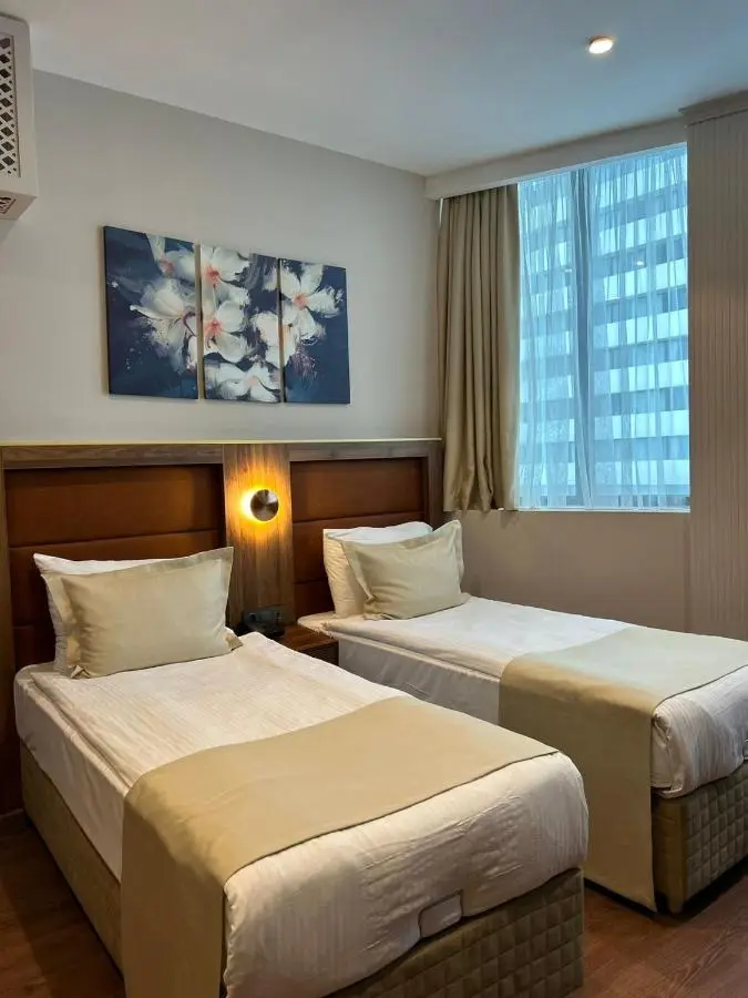 Sky Tower Hotel