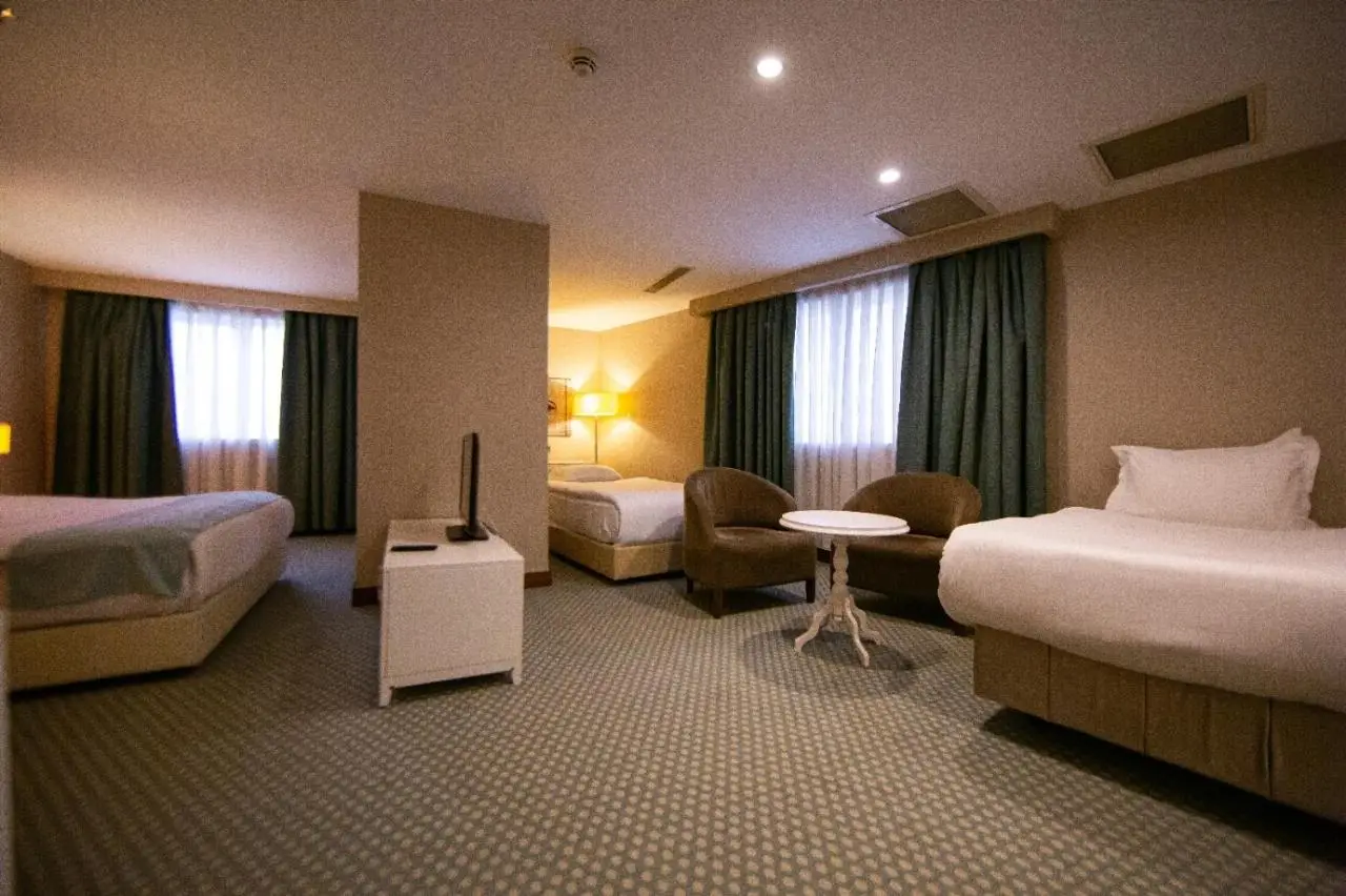 Nevali Hotel & Convention Center