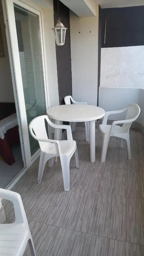 Lari and Klo Apartments