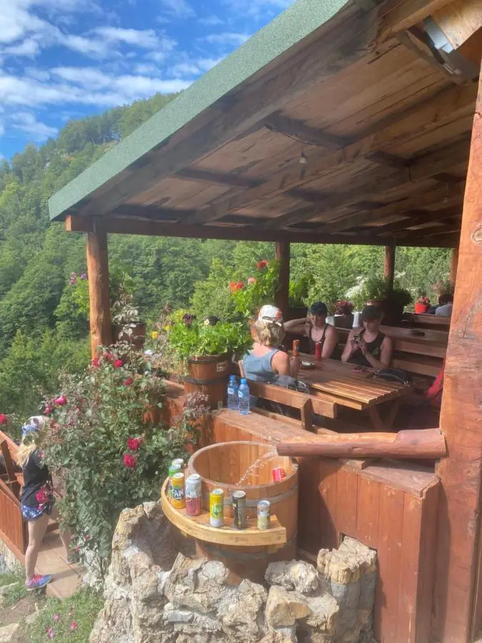 Rupa Guest House