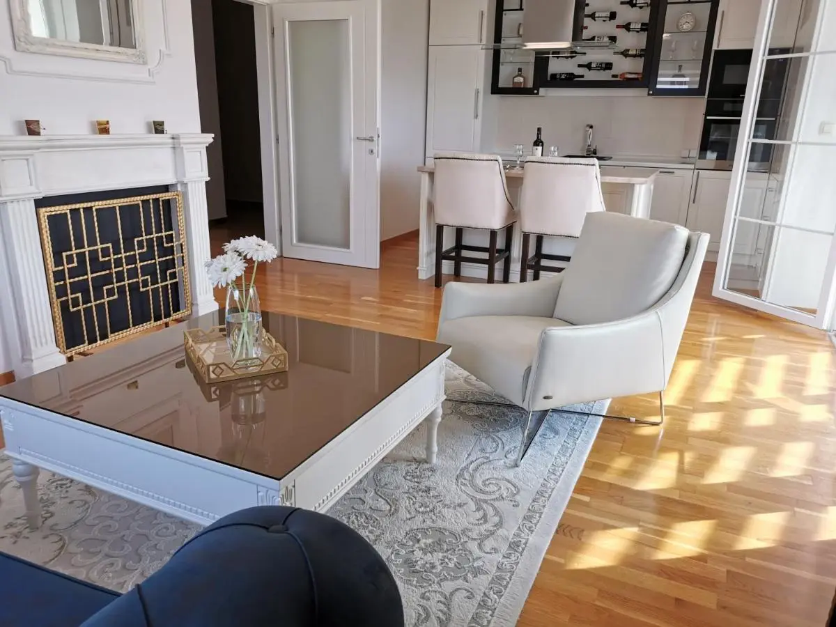 Luxury Apartment with a stunning view, FREE parking