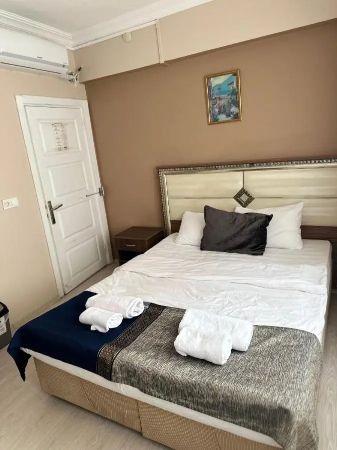 Sultana Premier Hotel