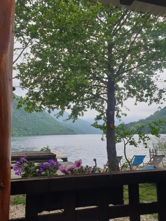 Jajce lake cottage-Plivsko jezero