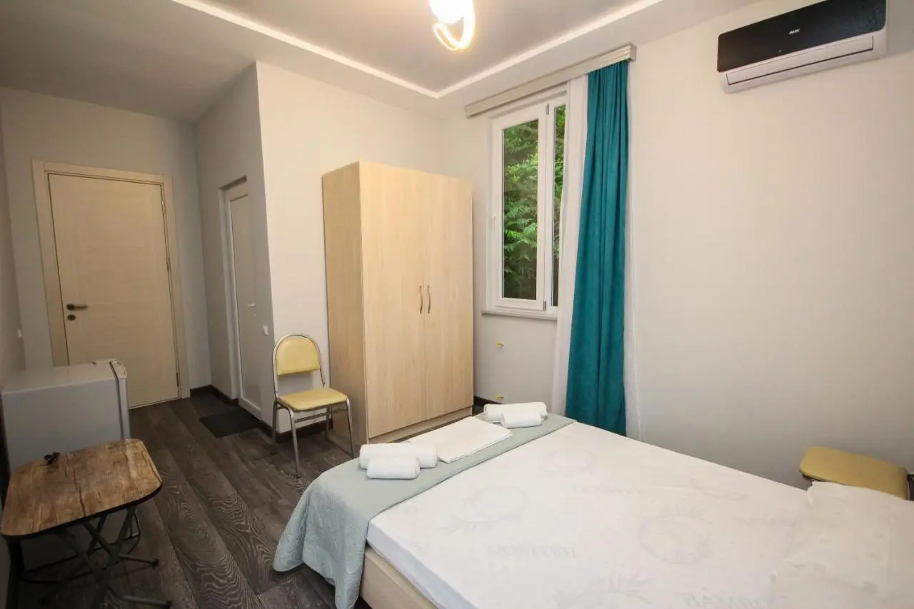 Guest House 99