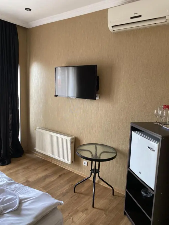 7 Baits Hotel