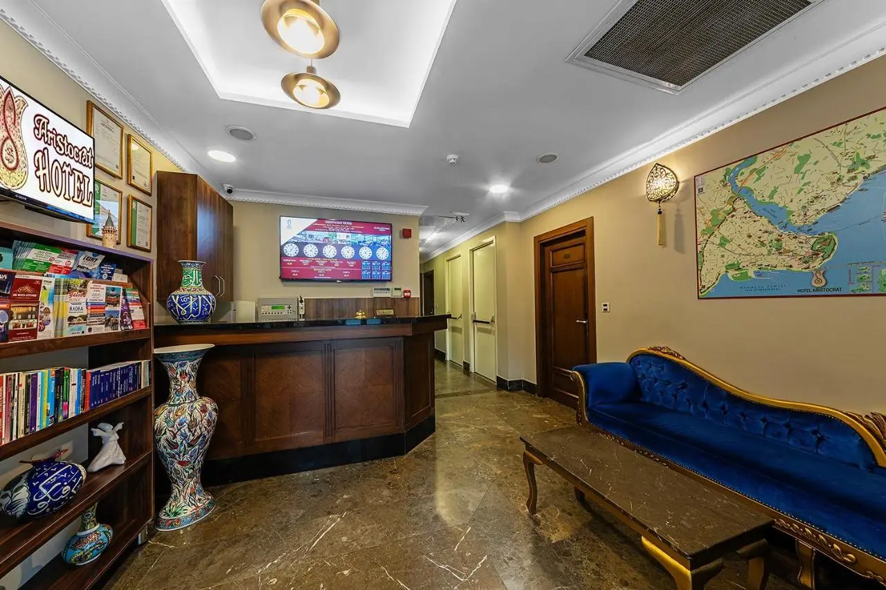 Aristocrat Hotel