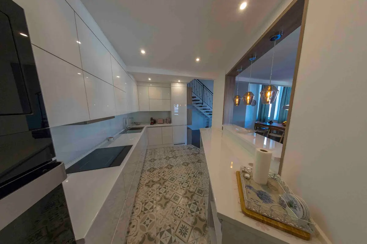 APARTMAN PENTHOUSE LINNET - VRHUNSKI