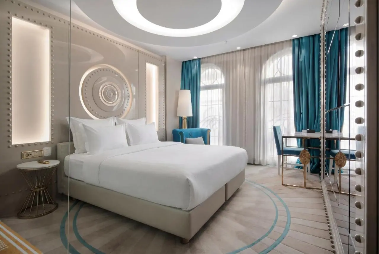 Sura Design Hotel & Suites